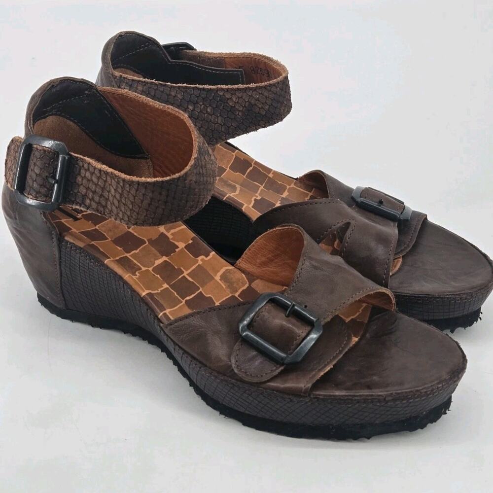 Boho Think! Leather Snake Print Wrapped Heel Wedge Sandal Shoes Sz EU 39 US 8